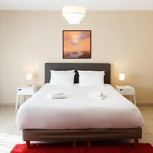 *** Apartahotel Residhotel Centre Francia