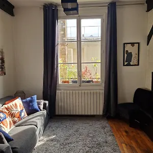 We Loft Bed & Breakfast Parigi