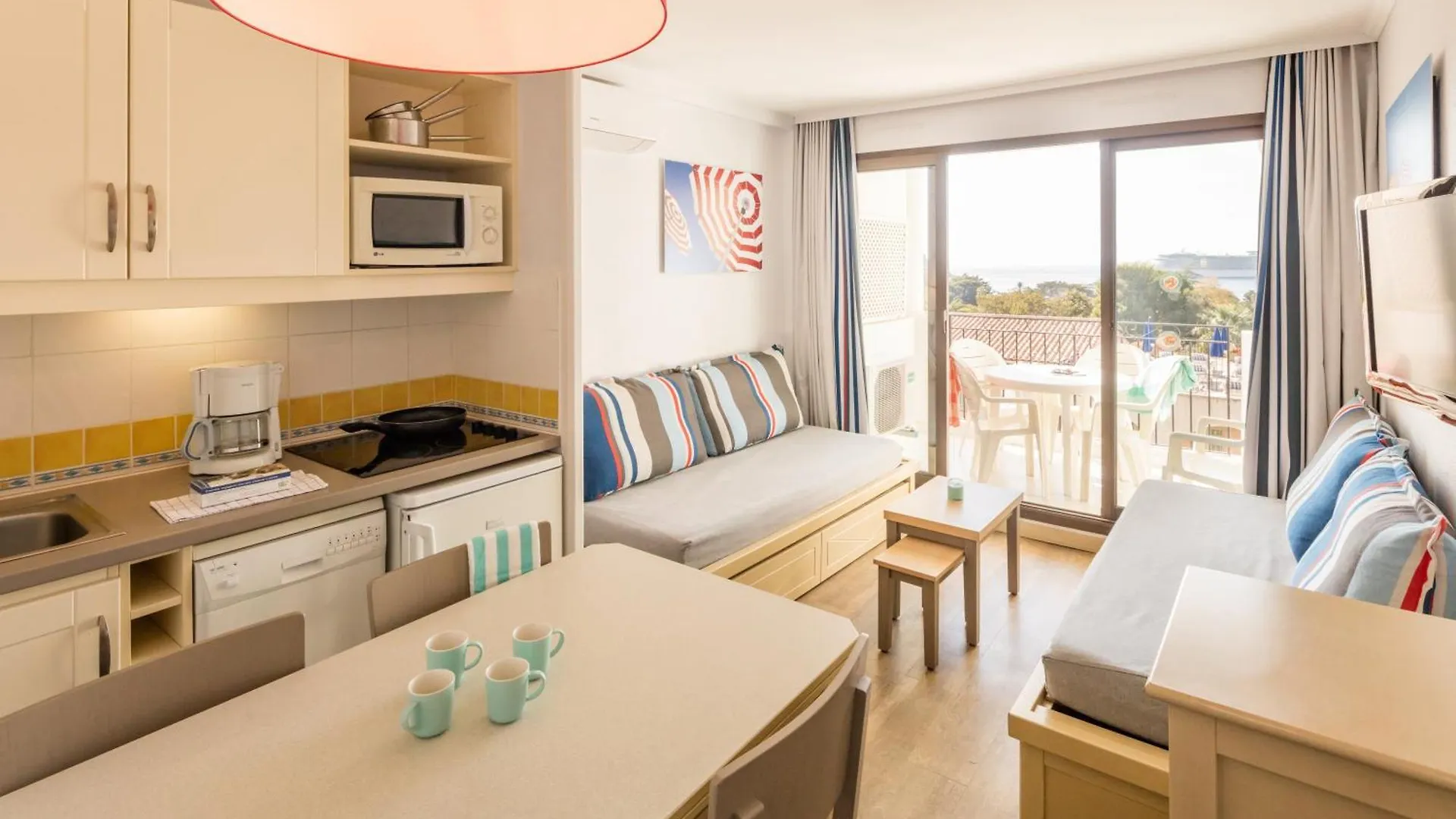 Residence Pierre & Vacances L'Ange Gardien Villefranche-sur-Mer 3*,